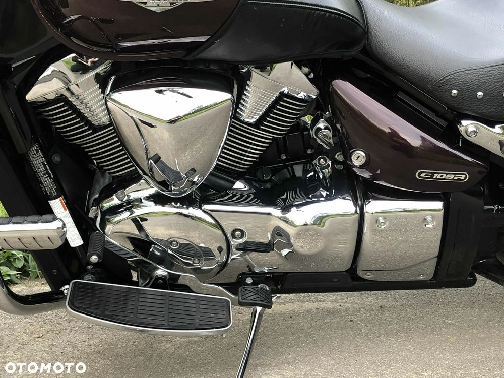 Suzuki Boulevard - 14