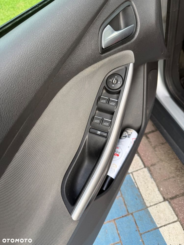 Ford Focus 1.6 TDCi Edition - 11