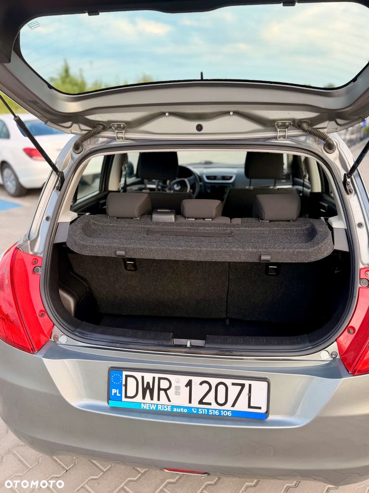 Suzuki Swift 1.3 DDiS Comfort - 13