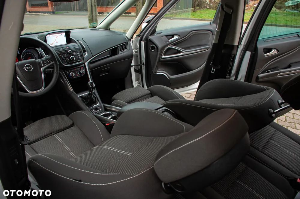 Opel Zafira Tourer 1.4 Turbo Innovation - 27