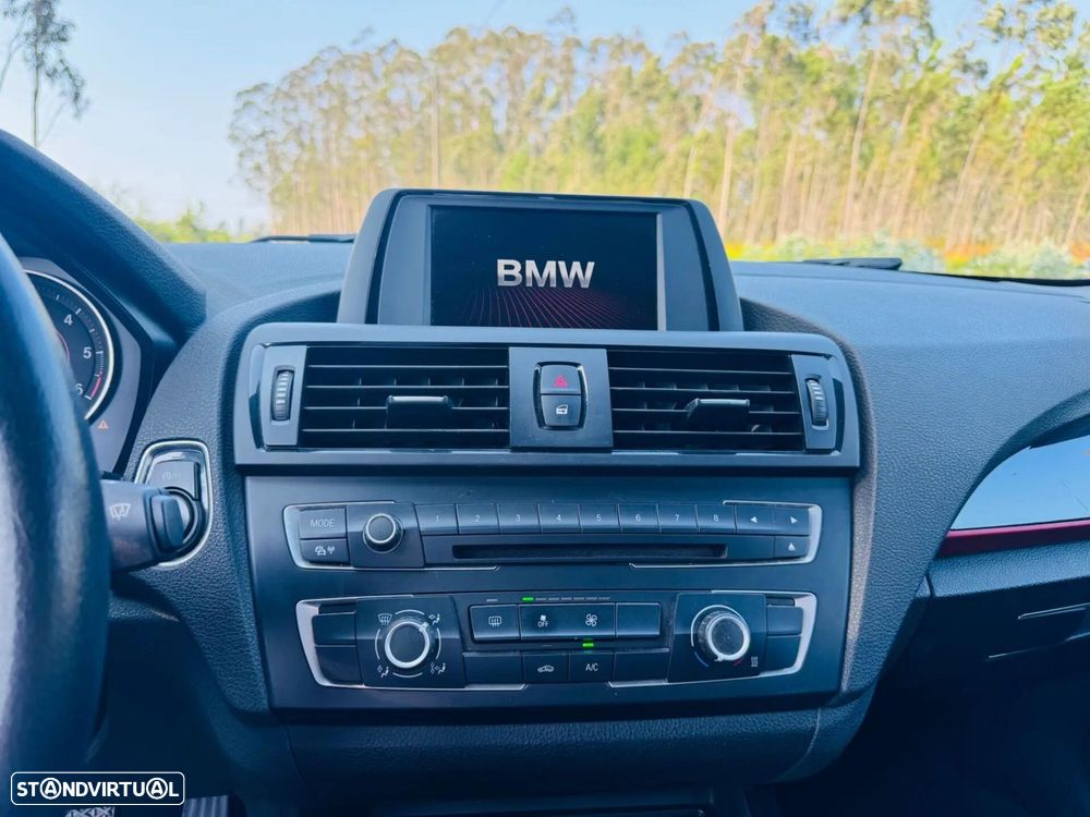 BMW 116 d EDynamics Line Sport - 23