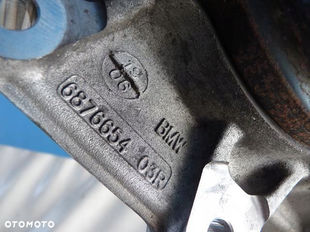 BMW X5 G05 Zwrotnica Prawy Tył 6876654 - 2