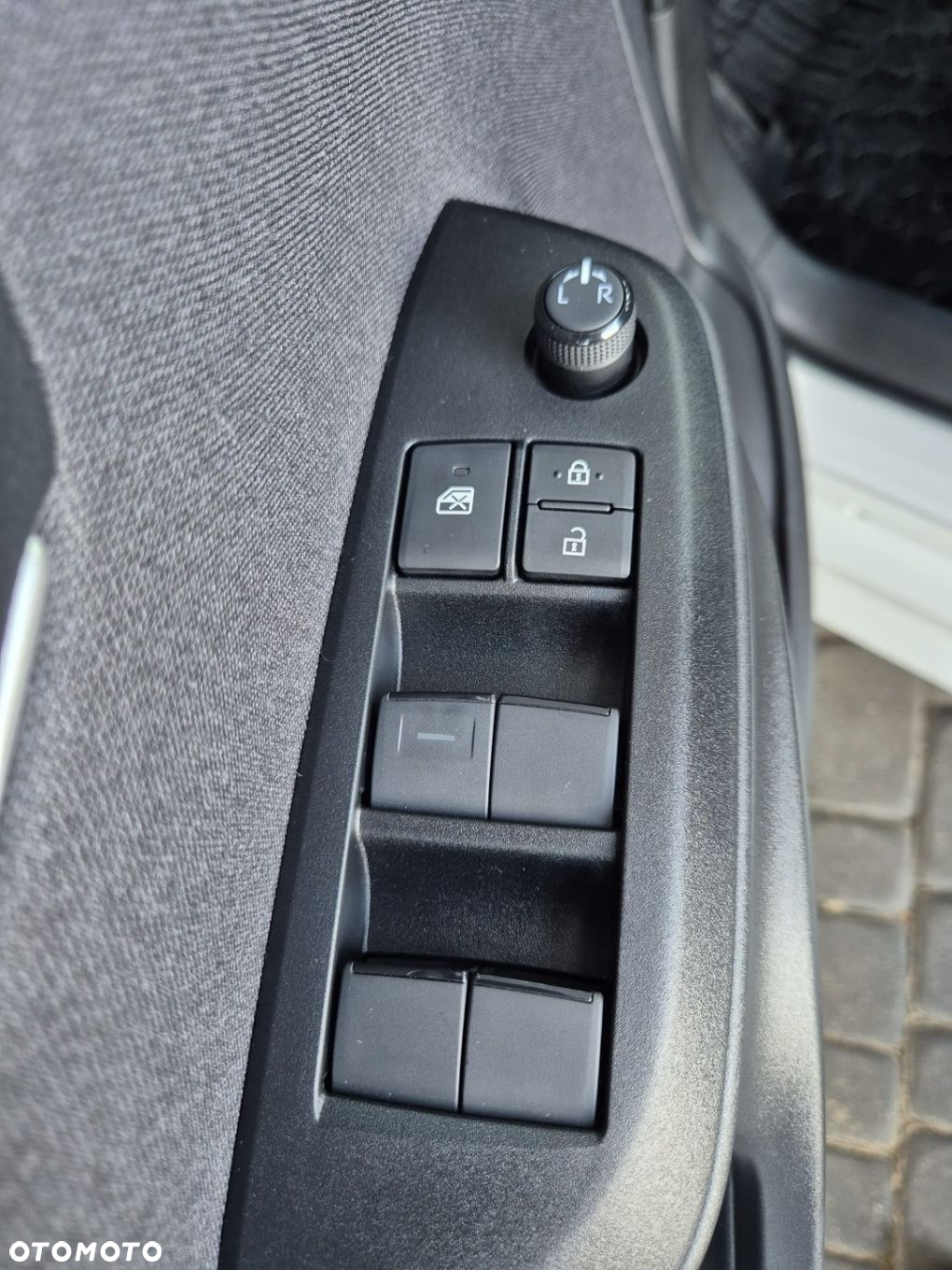 Toyota Yaris - 9