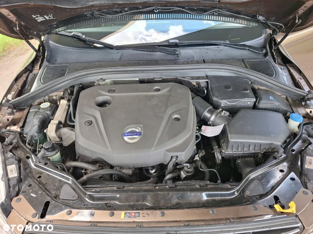 Volvo XC 60 D4 Drive-E Momentum - 31