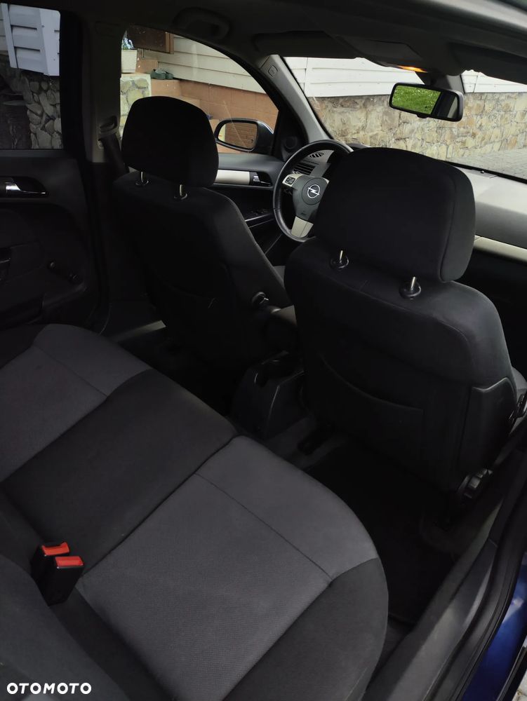 Opel Astra 1.6 - 8