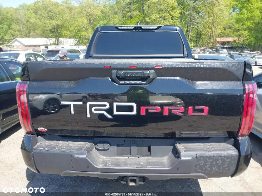 Toyota Tundra - 8