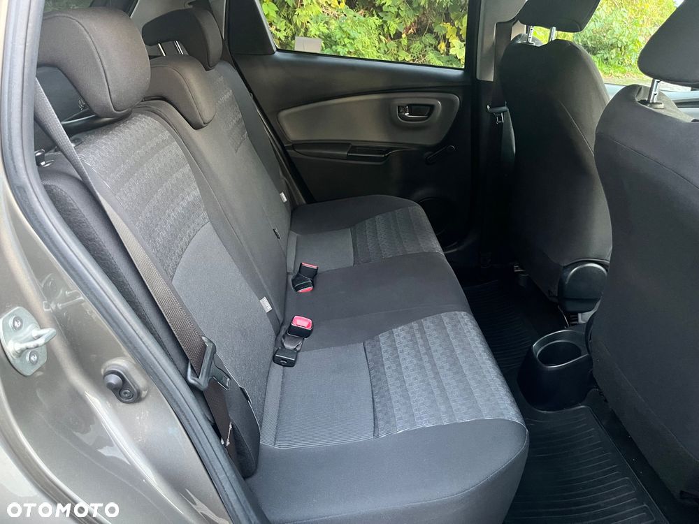 Toyota Yaris - 7