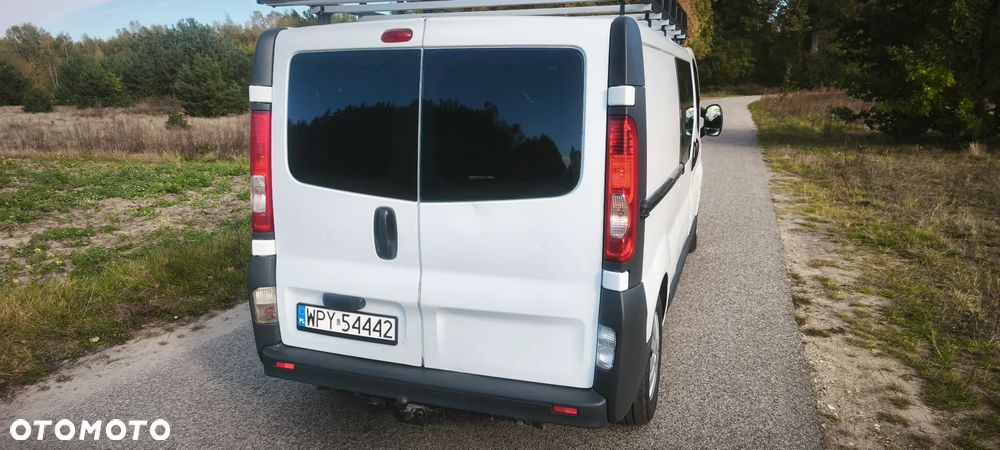 Renault Trafic - 16