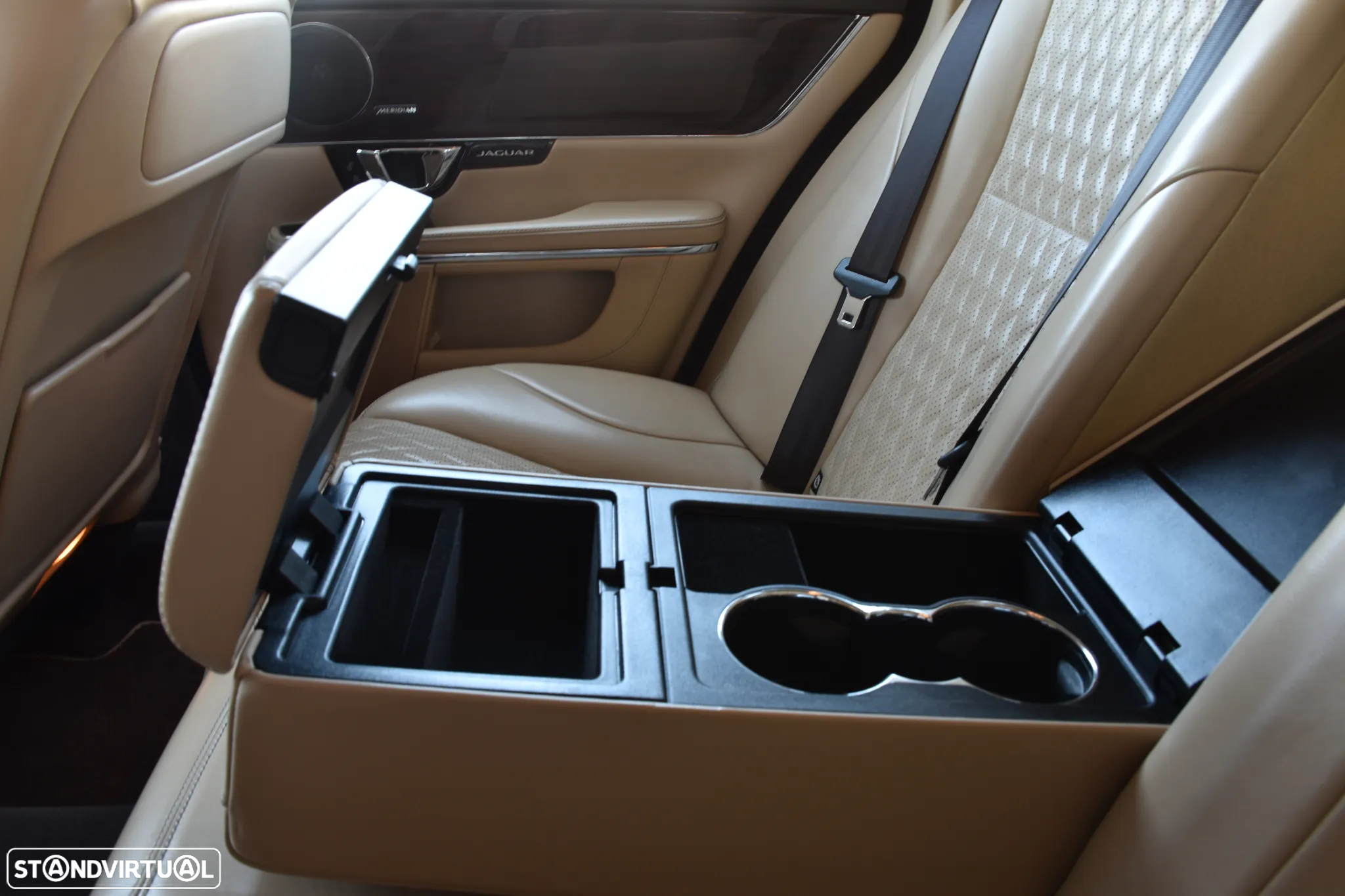 Jaguar XJ 3.0 D V6 Portfolio - 19