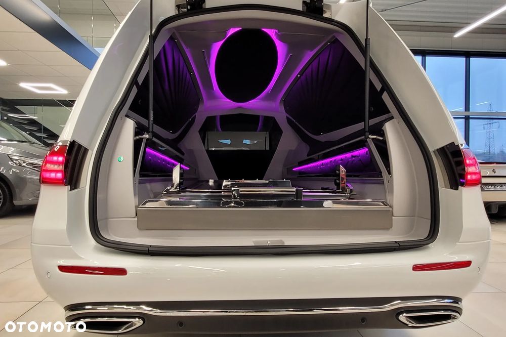 Mercedes-Benz Klasa E 200 Exclusive - 16