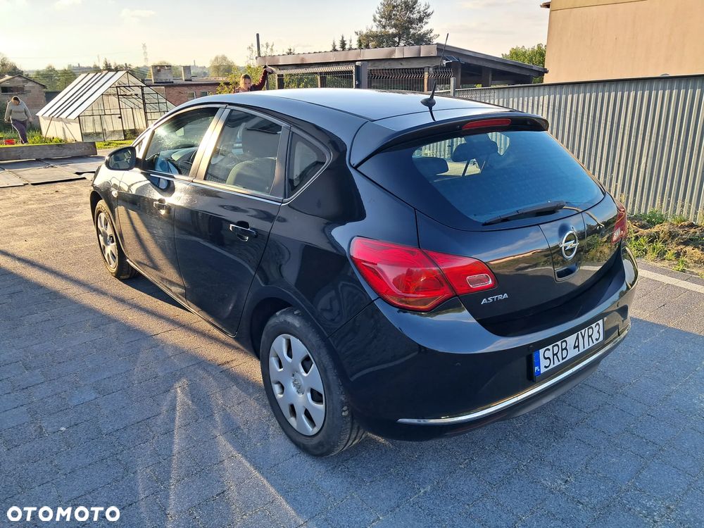 Opel Astra 1.6 Essentia - 7