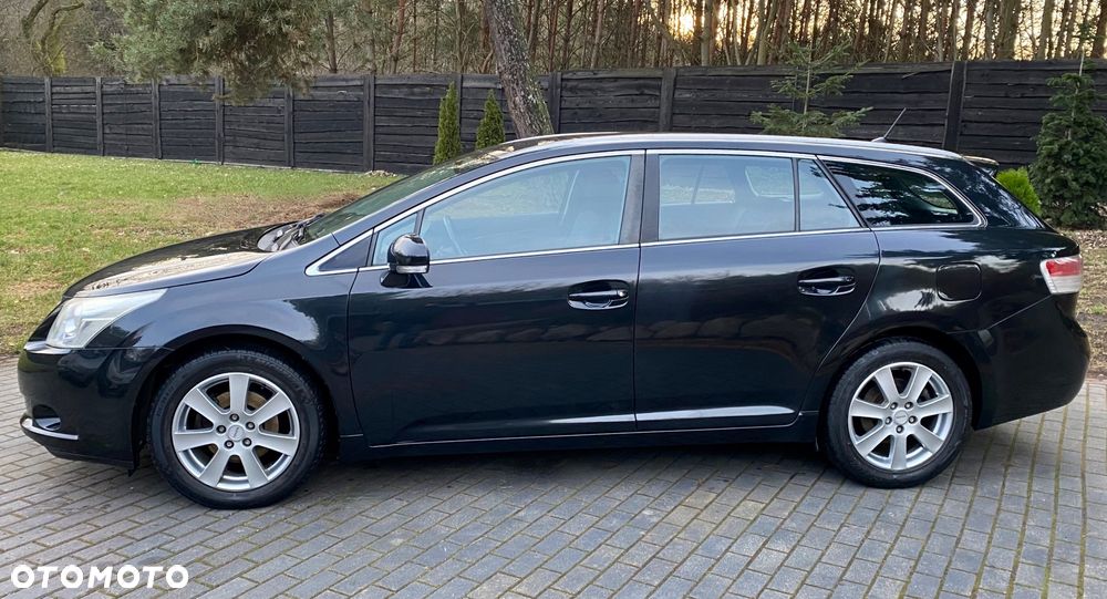 Toyota Avensis 2.0 D-4D PowerBoost Style - 8