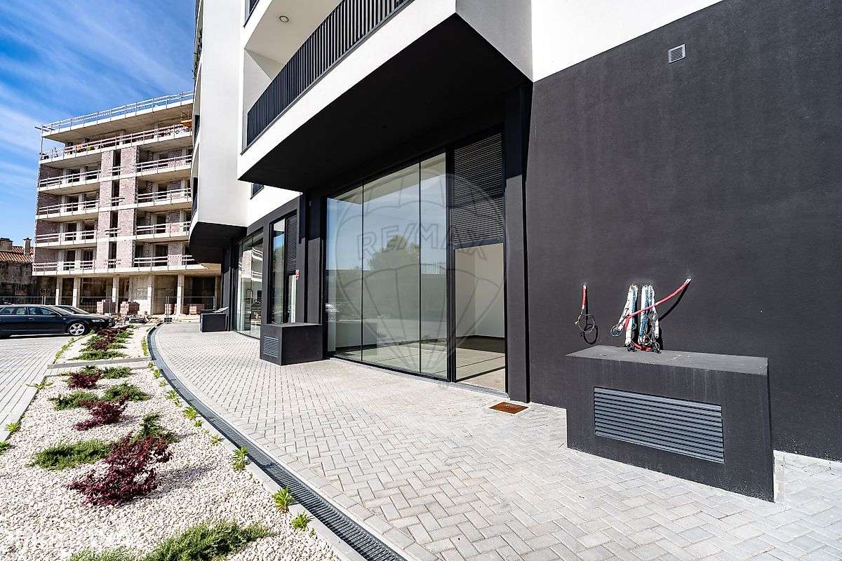 Loja  para arrendamento - Grande imagem: 5/11