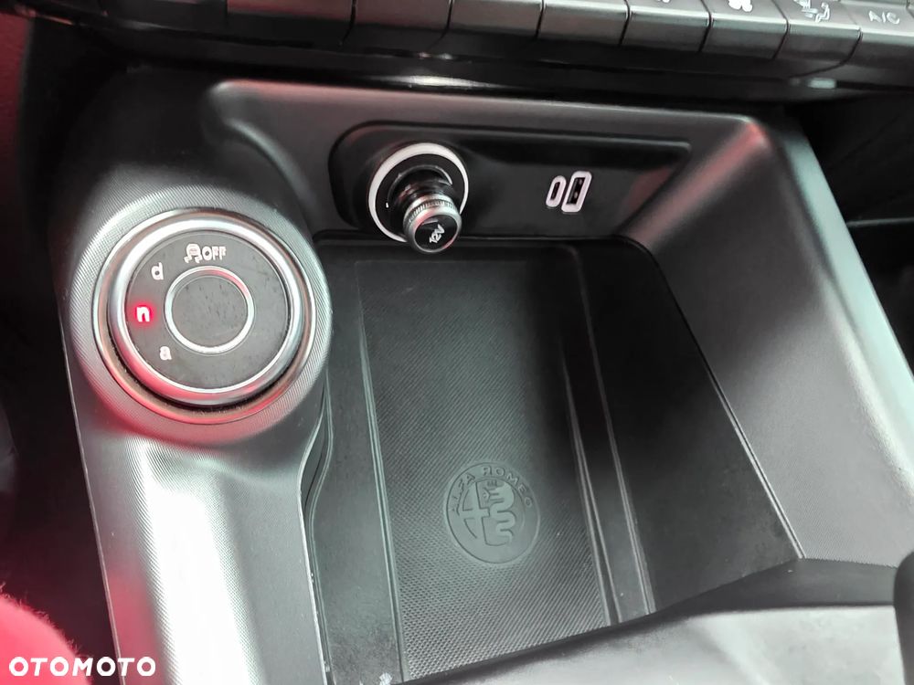 Alfa Romeo Tonale 1.6 JTD T4 Super DCT - 15