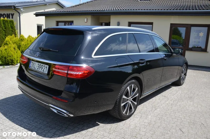 Mercedes-Benz Klasa E 350 d 4Matic T 9G-TRONIC Avantgarde - 16