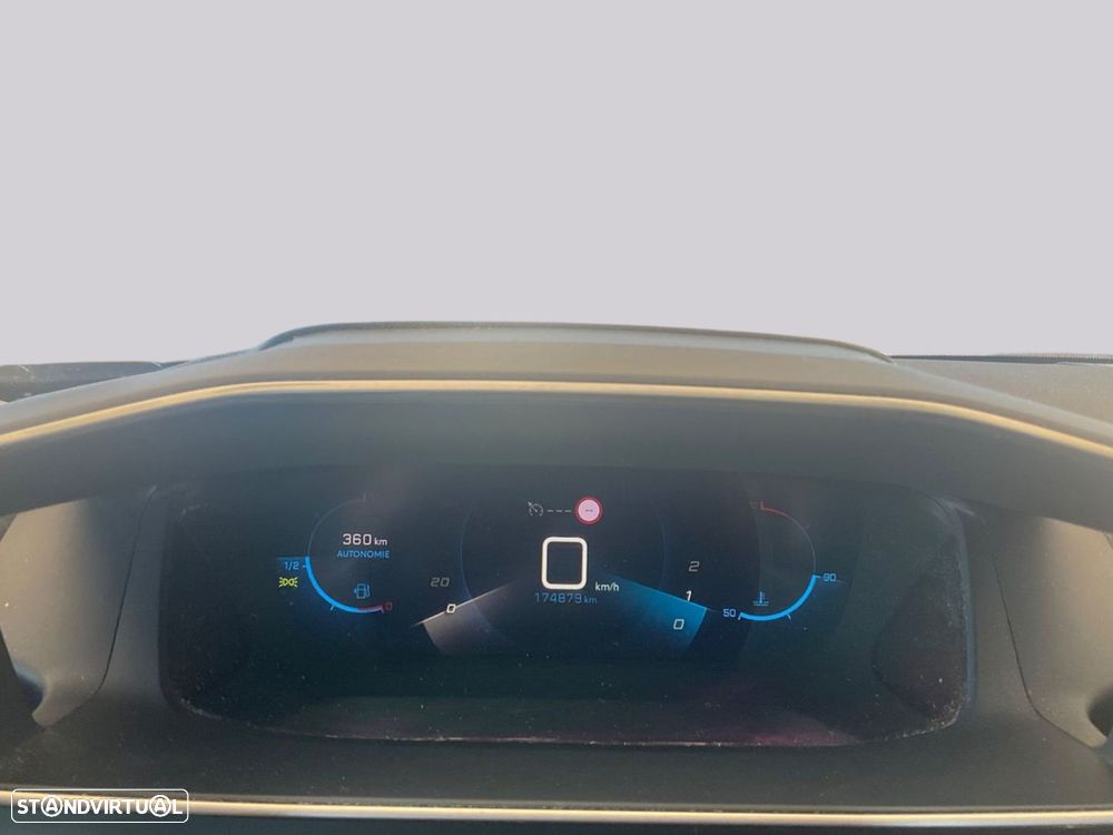 Peugeot 2008 - 3