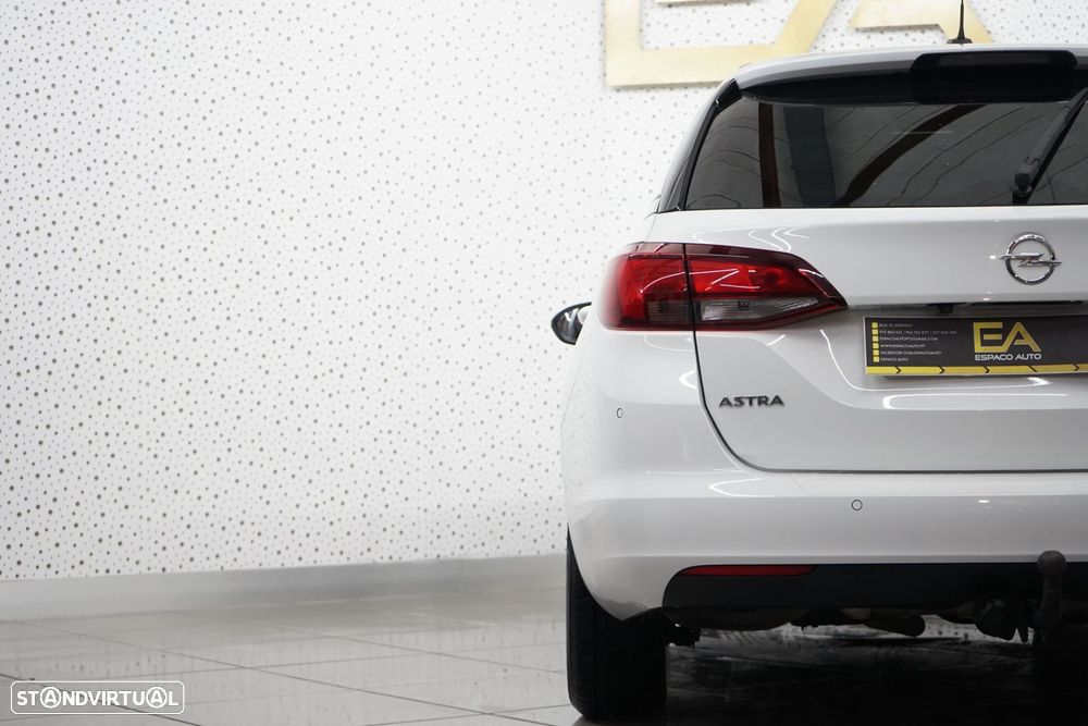 Opel Astra Sports Tourer 1.0 Turbo Start/Stop 120 Anos - 36