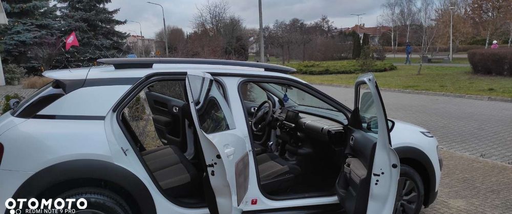 Citroën C4 Cactus BlueHDi 100 Stop&Start Shine - 28