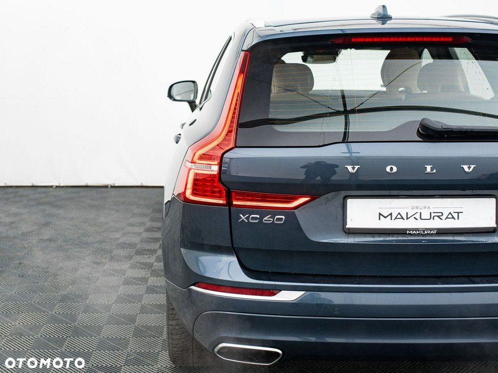 Volvo XC 60 B5 D AWD Inscription - 11