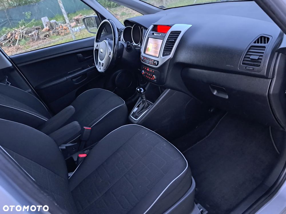 Kia Venga 1.6 CVVT Automatik Fifa World Cup Edition - 3