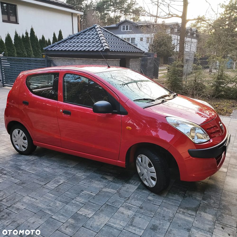 Nissan Pixo - 4