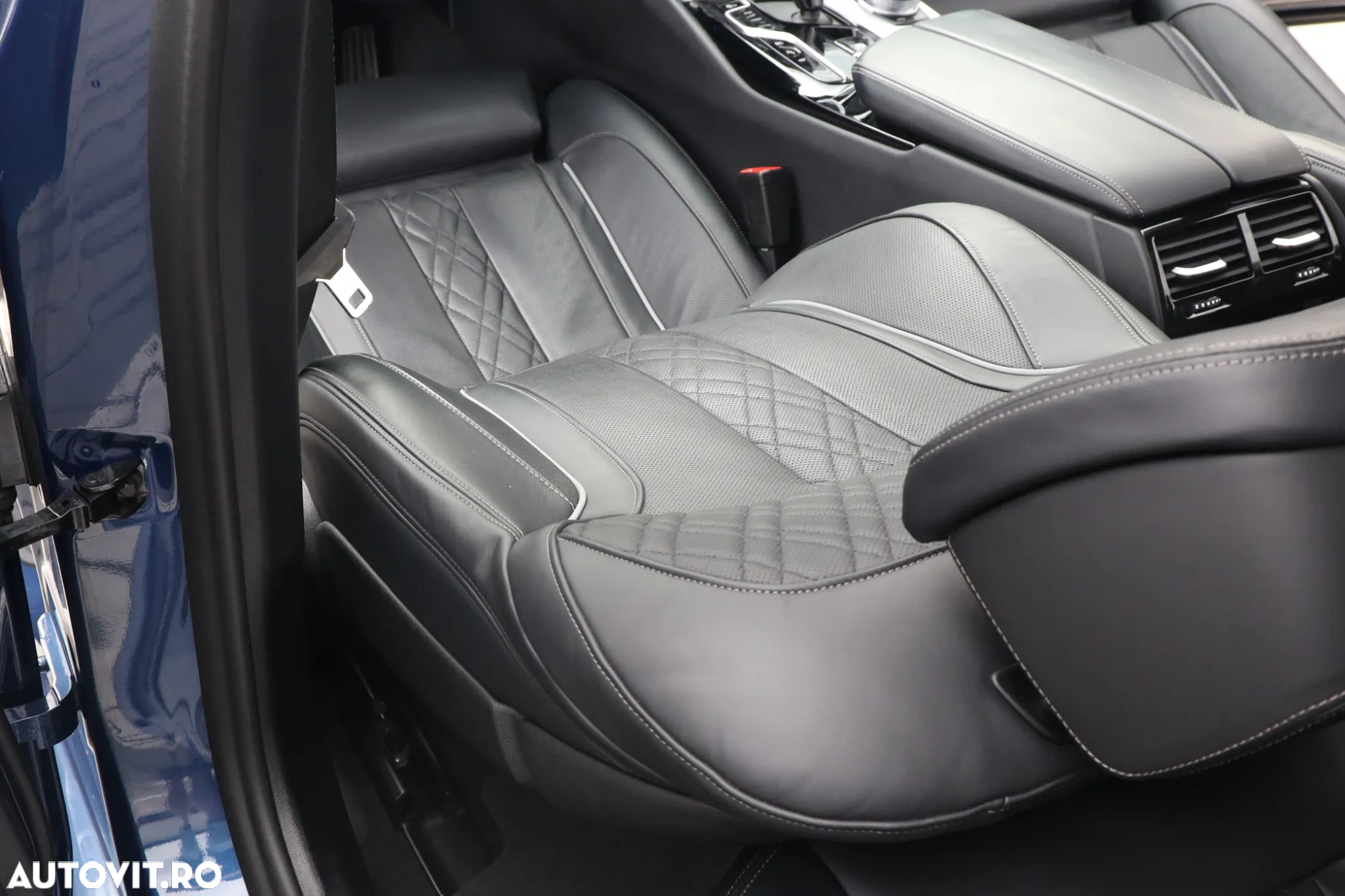 BMW Seria 5 530e xDrive Touring Aut. Luxury Line - 36