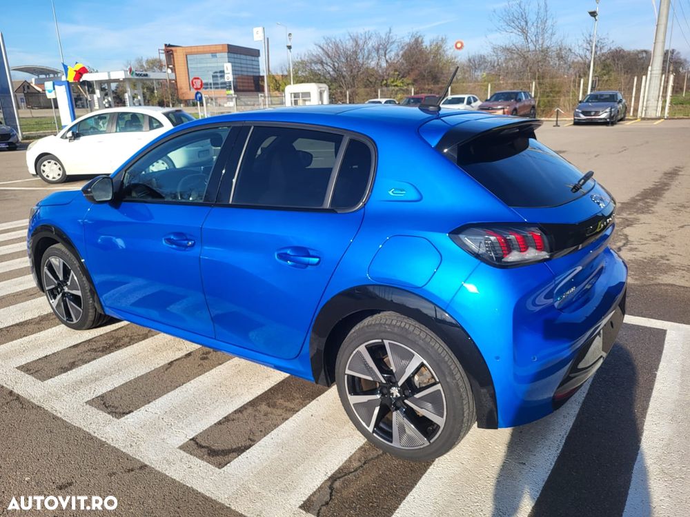 Peugeot 208 e-208 GT Pack - 3