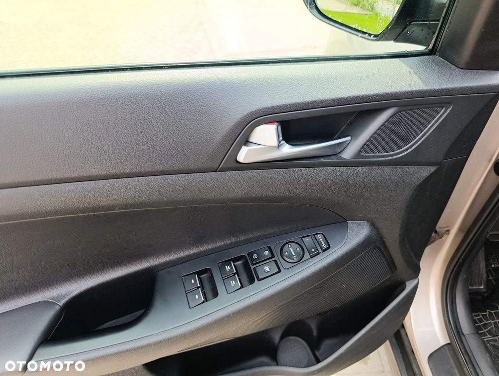 Hyundai Tucson 1.6 GDi Comfort 2WD - 12