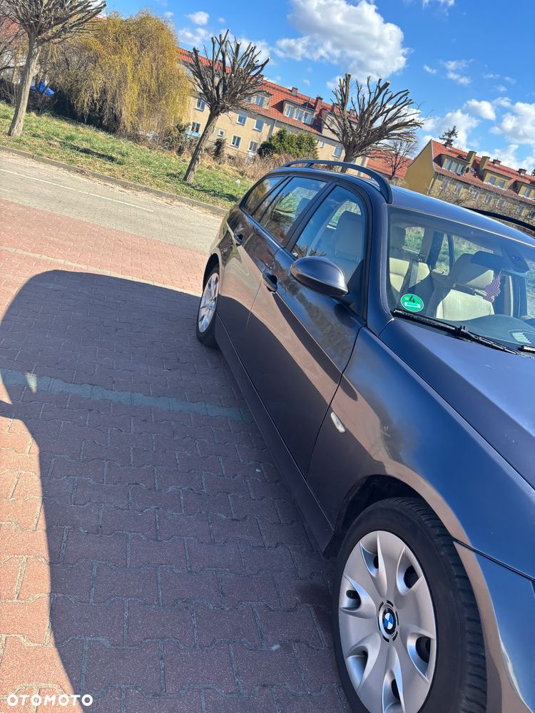 BMW Seria 3 318d DPF - 6