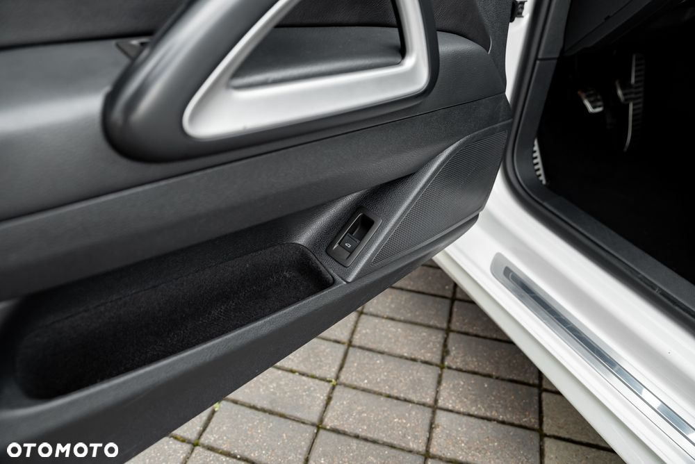 Volkswagen Scirocco 2.0 TSI - 18
