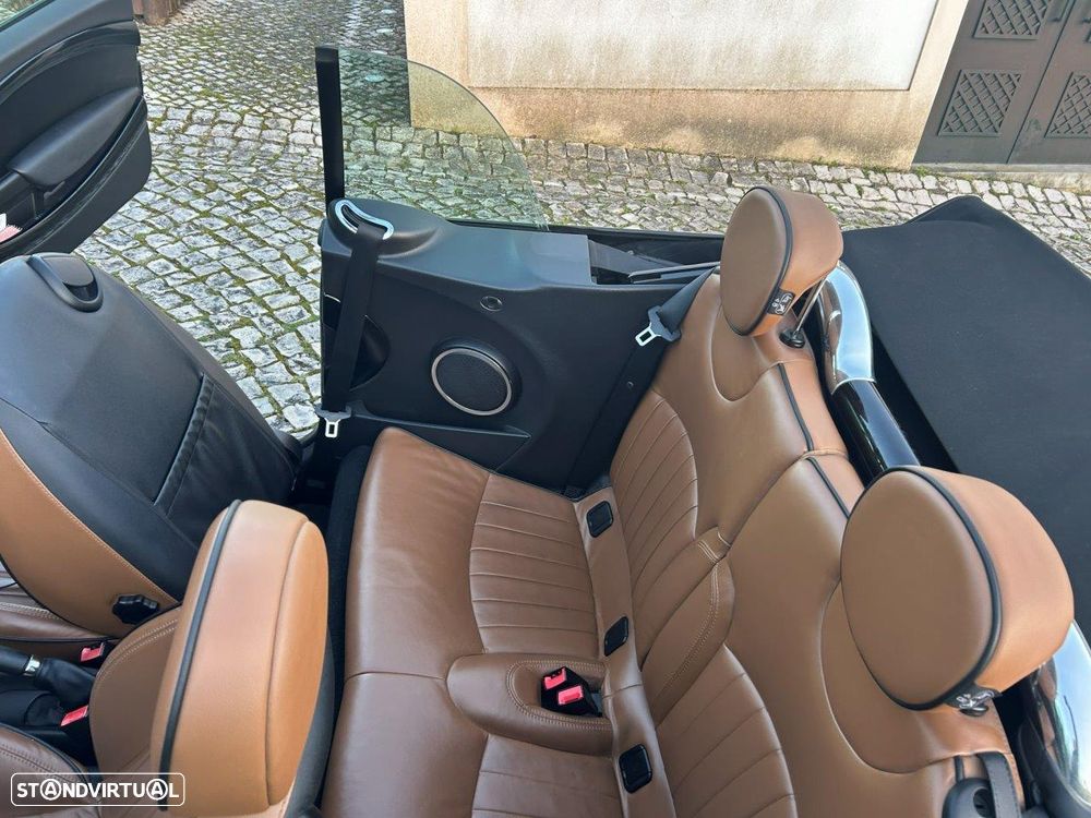 MINI Cabrio Cooper D - 15