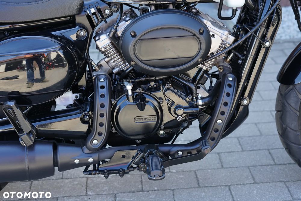 Hyosung GV - 12