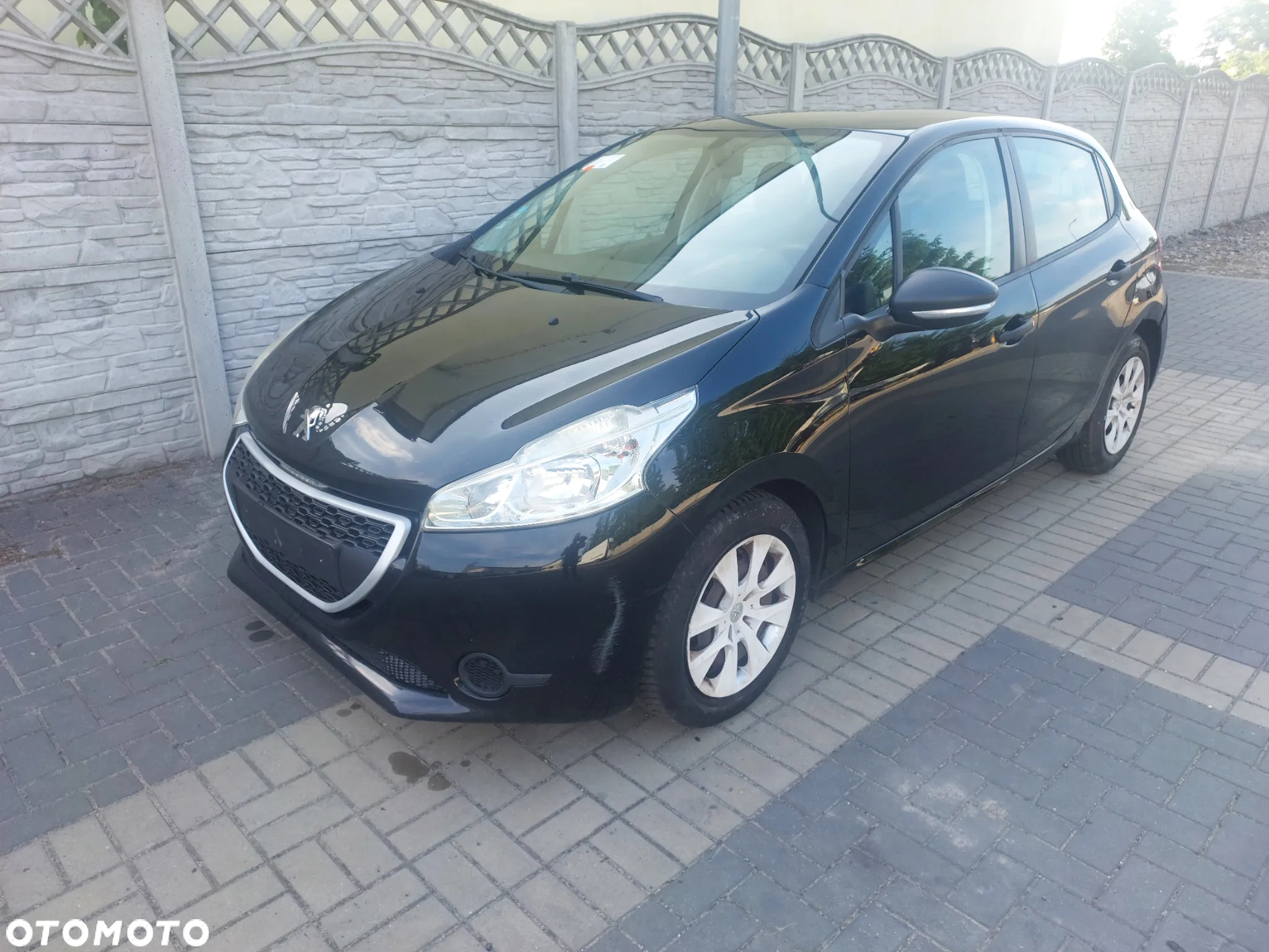 Peugeot 208 1.4 HDi Access - 4