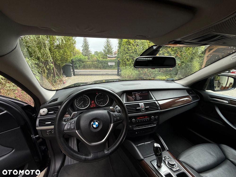 BMW X6 - 35