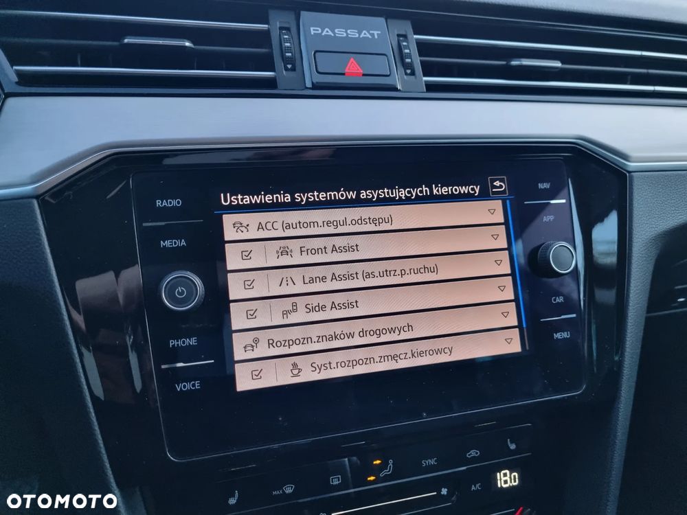Volkswagen Passat Variant 2.0 TDI 4Mot Elegance DSG - 21
