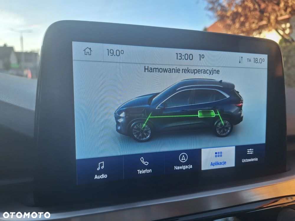 Ford Kuga 2.5 Duratec FHEV 4x4 TITANIUM - 19