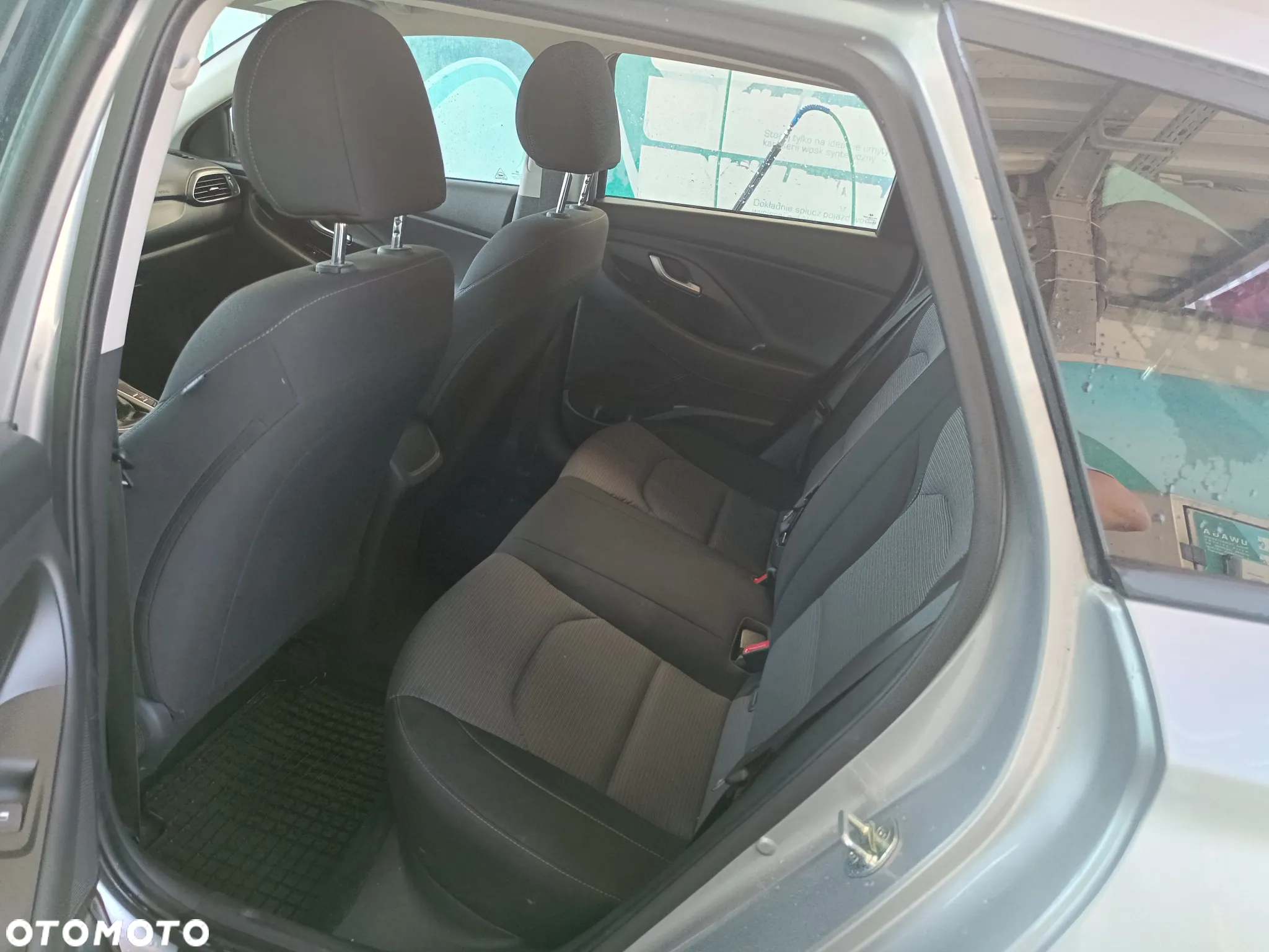 Hyundai i30 1.5 DPI Classic + - 15
