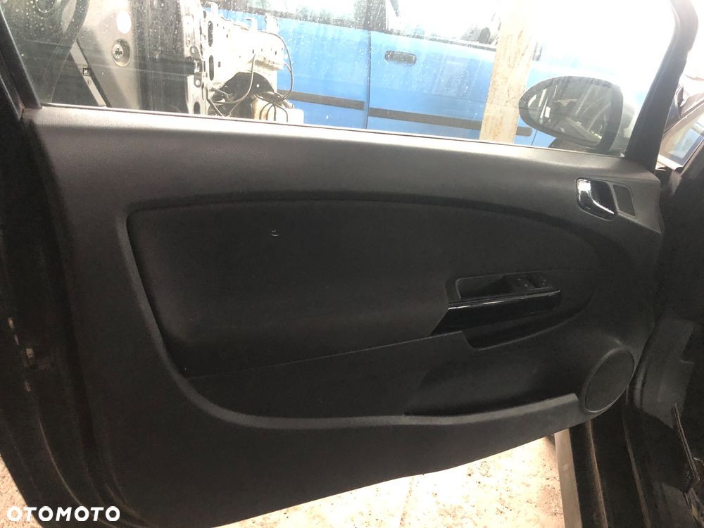 Klapa bagażnika Opel Corsa D 3D OPC Z20R - 4