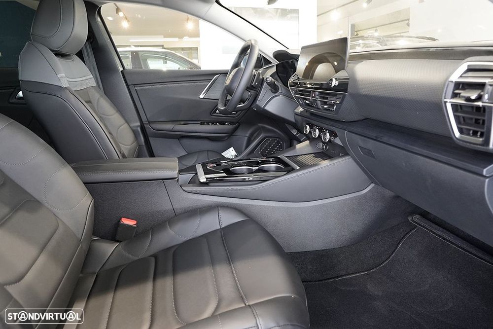 Citroën C5 X 1.6 Hybrid Shine e-EAT8 - 19