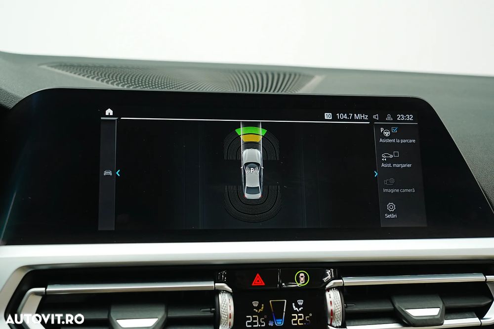 BMW Seria 3 330e Aut. Sport Line - 21