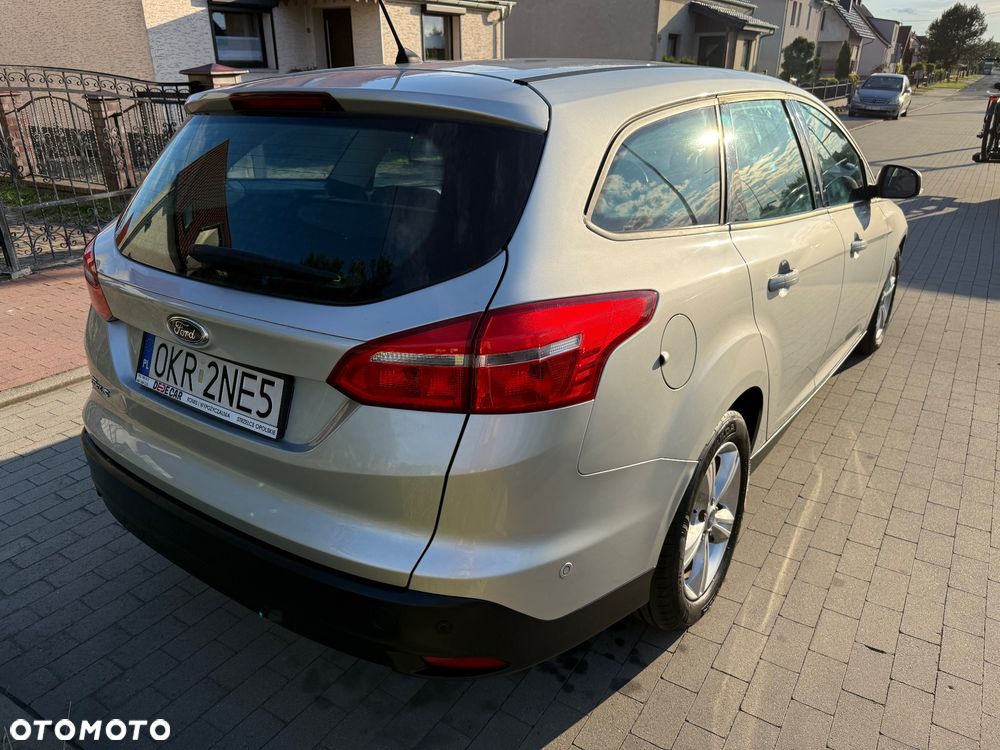 Ford Focus 1.5 TDCi DPF Start-Stopp-System Business - 9