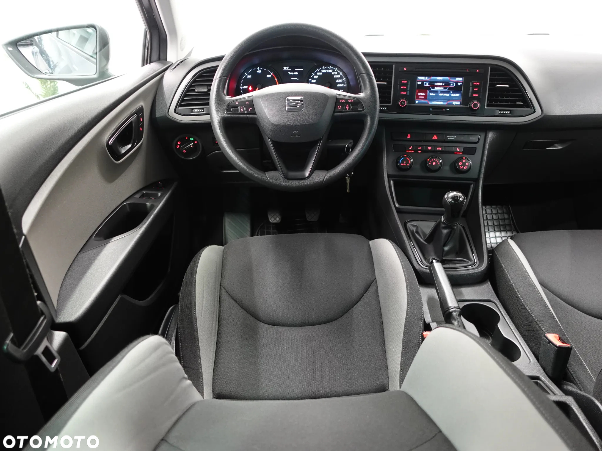 Seat Leon 1.6 TDI DPF E-Ecomotive Reference - 32