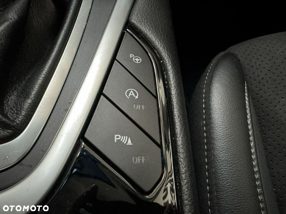 Ford Edge 2.0 TDCi Bi-Turbo 4x4 ST-LINE - 23