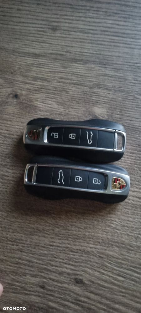 Porsche Cayenne - 28