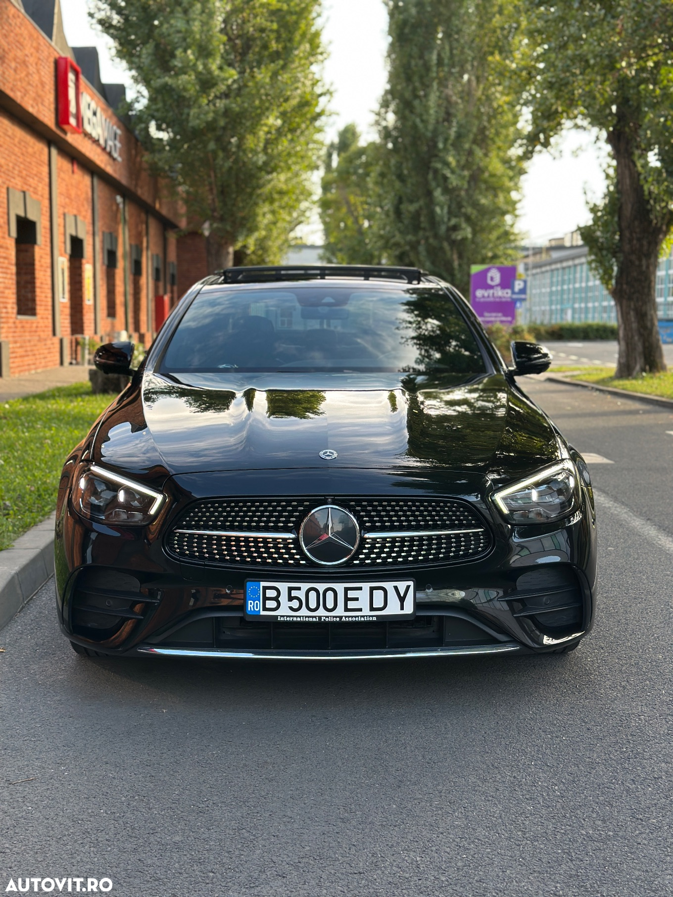 Mercedes-Benz E 220 d Aut. - 13