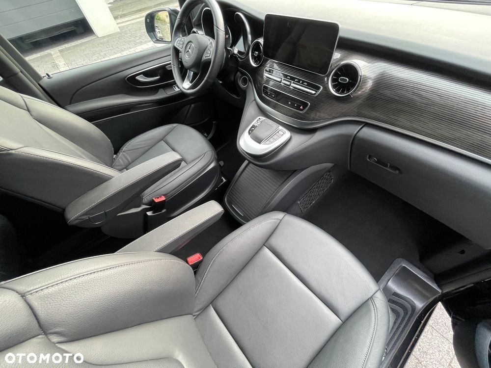 Mercedes-Benz Klasa V 300 d extralang 4Matic 9G-TRONIC Avantgarde Edition - 14