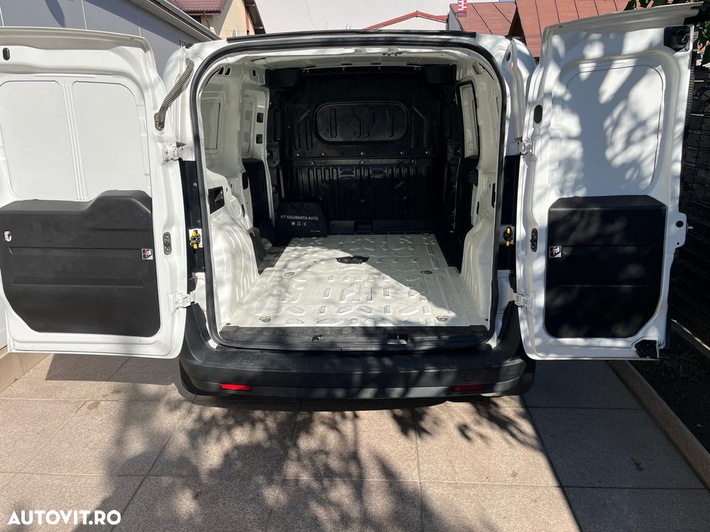 Fiat DOBLO - 12