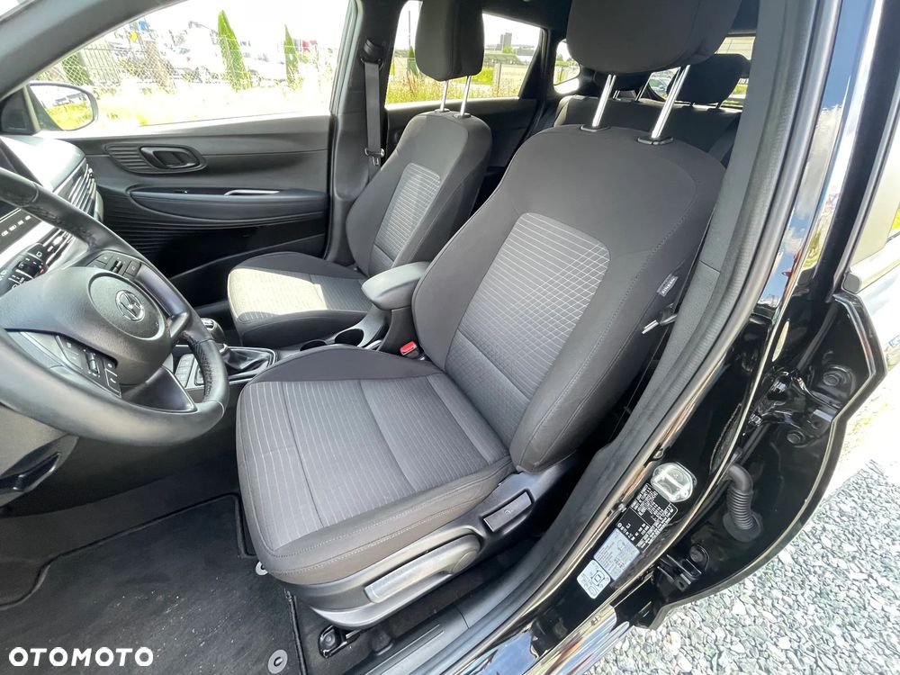 Hyundai i20 - 13