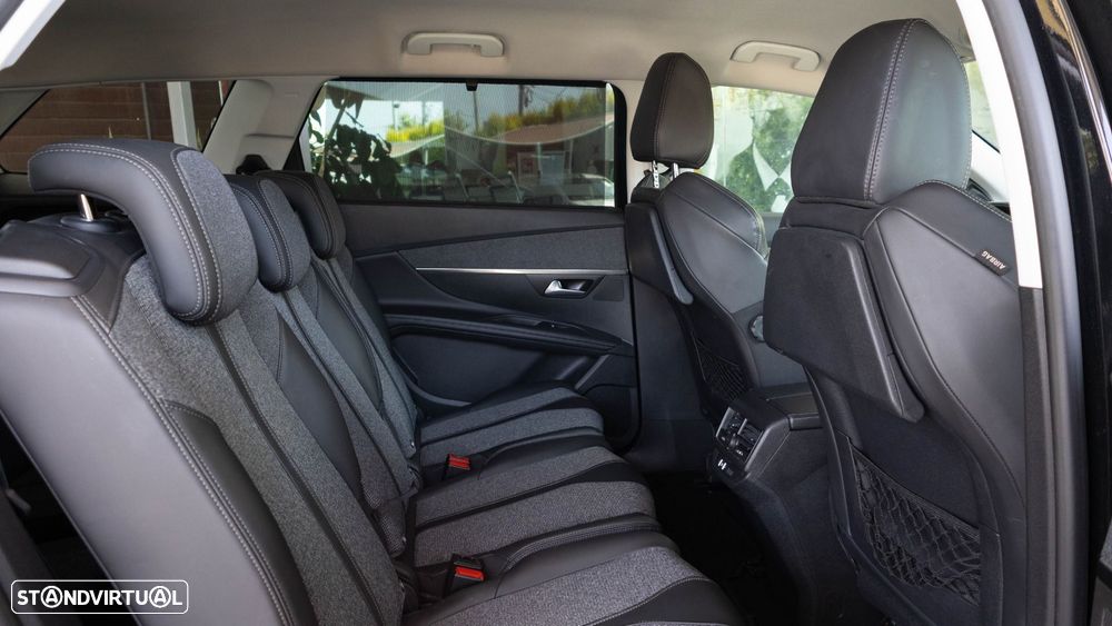 Peugeot 5008 1.5 BlueHDi Allure EAT8 - 12
