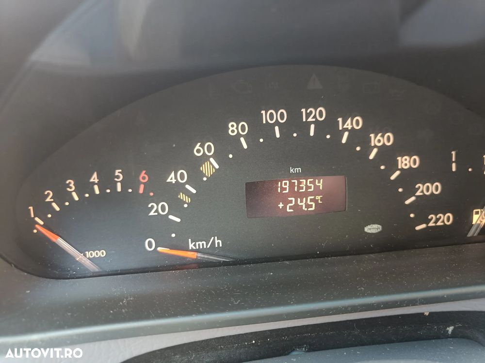 Mercedes-Benz A 140 Classic - 5